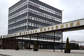 MORDERSTWO na Uniwersytecie! UMK reaguje po brutalnej zbrodni-67161