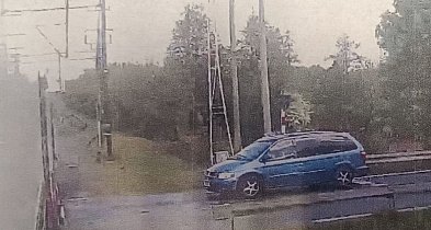 Policja pokazuje materiały z tragedii na torach. Wszystko nagrały kamery-67247