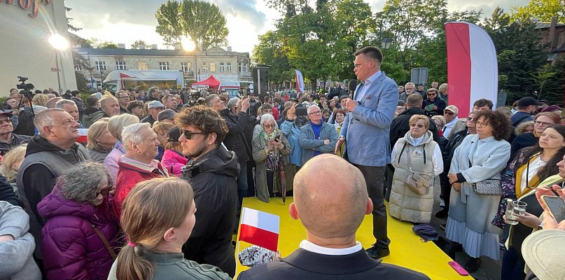 Szymon Hołownia w Ciechocinku. Dyskusje, trudne pytania, ataki i food trucki - 67218