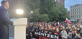 Mentzen odwiedził rodzinny Toruń [FOTO]