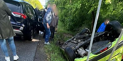 Czołówka i dachowanie na krajowej jedynce-67467