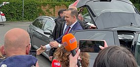 Karol Nawrocki "na pielgrzymce" u Mentzena. 