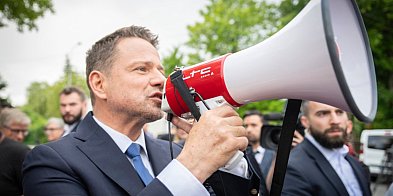 Trzaskowski odwiedzi koleje miasto w naszym regionie!-67800