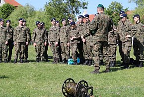 Z karabinem i mapą w ręku. Młodzież z regionu uczyła się obronności-67832