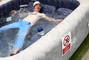 Skandal czy show? Film z "testu" jacuzzi w Castoramie hitem sieci-67863