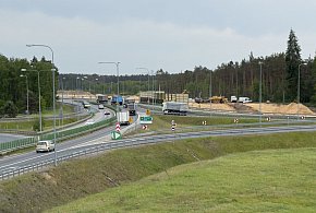Uwaga kierowcy z Torunia. Duże utrudnienia na S10! Sprawdź, jak ominąć korki-67889