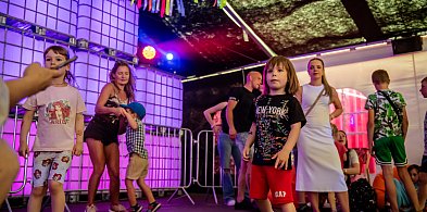 Tak bawiły się dzieci na dyskotece w Labie. Było kolorowo i radośnie! [FOTO]-67967