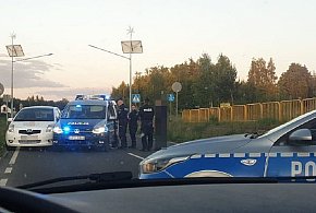 Pościg za skradzioną toyotą. Policjanci wyciągnęli broń. Padły strzały!-67988