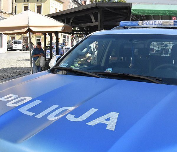 Kolejne wybryki znanego 18-latka. Teraz sąd wydał jednak surowszy wyrok-67991