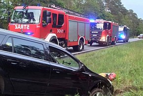 Groźne zdarzenie tuż pod Toruniem! Cztery osoby przebadane przez ratowników-68198