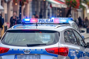 POŚCIG w centrum Torunia! Uciekinier wyrzucał dowody w trakcie biegu-68712