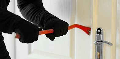 Nowy trik oszustów w blokach. „Audyt mieszkania” to pułapka