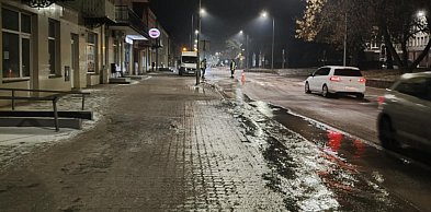 Duża awaria w regionie. Woda leje się strumieniem. Błyskawiczny lód!