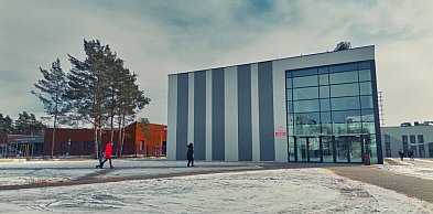 Szkoła na Jarze wchodzi na kolejny etap. Miasto ogłosiło przetarg za 65 mln zł