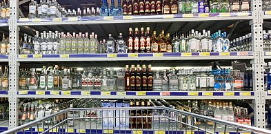 To koniec nocnej sprzedaży alkoholu w Toruniu!? Miasto pyta mieszkańców