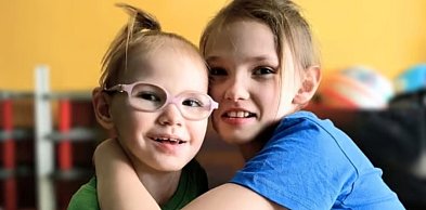 Dwie siostry z naszego regionu walczą z ultra-rzadką chorobą. Czas zbiórki ucieka