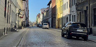 Nowe zasady na starówce w Toruniu. Ten odcinek będzie zamknięty dla aut