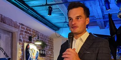 Motoarena pożegna legendę. Adrian stanie ostatni raz pod taśmą