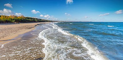 Niepewność geopolityczna zmienia wakacyjne plany turystów