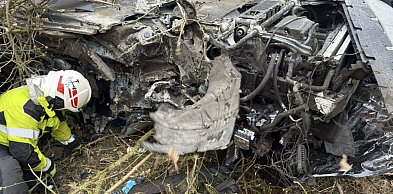 Skala tragedii po karambolu na DK10 przeraża. Strażacy publikują zdjęcia [FOTO]