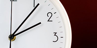 Zmiana czasu już tej nocy! MZK ostrzega: "Nie wszystkie kursy wyjadą"