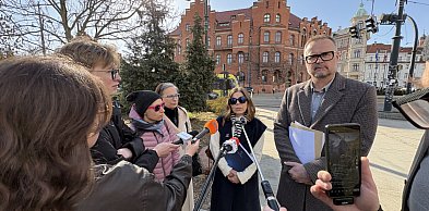 Toruń | MotoPark wciąż tematem numer jeden. Mieszkańcy w urzędzie z petycją