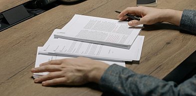 Wnioski i dokumenty w pracy. Co powinien wiedzieć pracownik z Torunia?