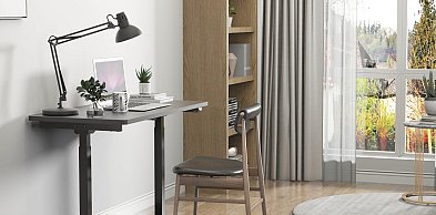 Biurko z regulacją wysokości - jak wybrać idealnei pracować wygodniej każdego dnia