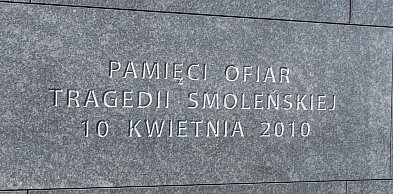 Na Wojskowych Powązkach upamiętniono ofiary katastrofy smoleńskiej