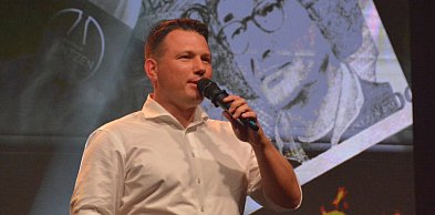 Mentzen znów rusza w trasę po Polsce. Tym razem promuje Projekt27