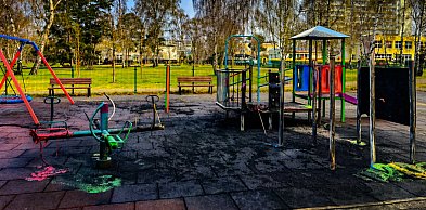 Spłonął plac zabaw za "Maciejem". Sprawca i jego wiek zaskoczył wszystkich