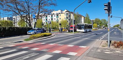 Utrudnienia na Szosie Chełmińskiej. Zderzenie autobusu MZK z osobówką