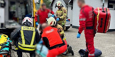 Groźny wypadek pod Toruniem. Mężczyzna spadł z wysokości, lądował śmigłowiec LPR