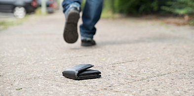 Uwaga! Pan o inicjałach I. K. proszony o kontakt z policją