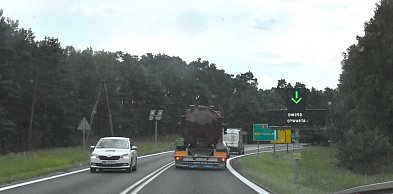 Ważna trasa pod Toruniem zablokowana! Znamy przyczynę