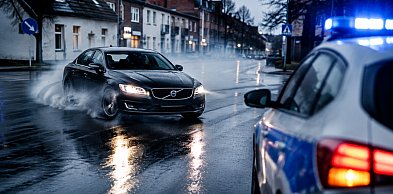 Region | Jeden manewr i koniec jazdy. 18-latek słono zapłacił za brawurę