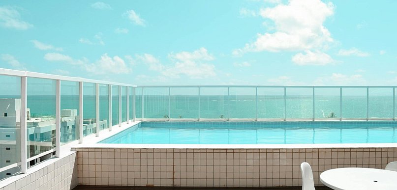 Jak chronić basen ogrodowy przed brudem i warunkami atmosferycznymi?