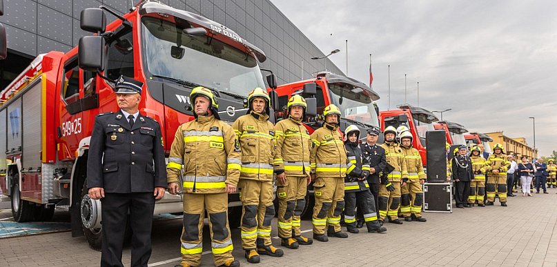 Miliony na bezpieczeństwo w regionie. Nowe wozy, łodzie i drony trafią do służb