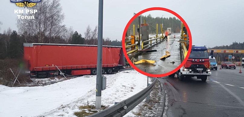 Zderzenie ciężarówek przy bramkach na A1 pod Toruniem [FOTO]