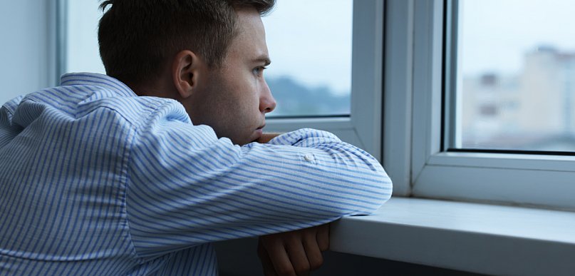 Niedobór testosteronu – objawy, przyczyny i możliwości leczenia