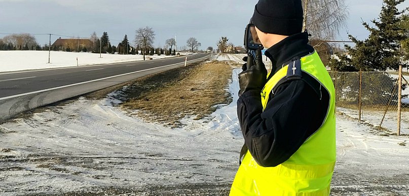 Policyjna akcja na krajówce. 35 kierowców złapanych, jeden stracił prawo jazdy