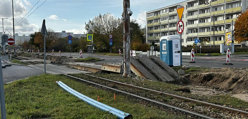 Rozkopane torowiska w Toruniu. Co się dzieje na nich teraz?