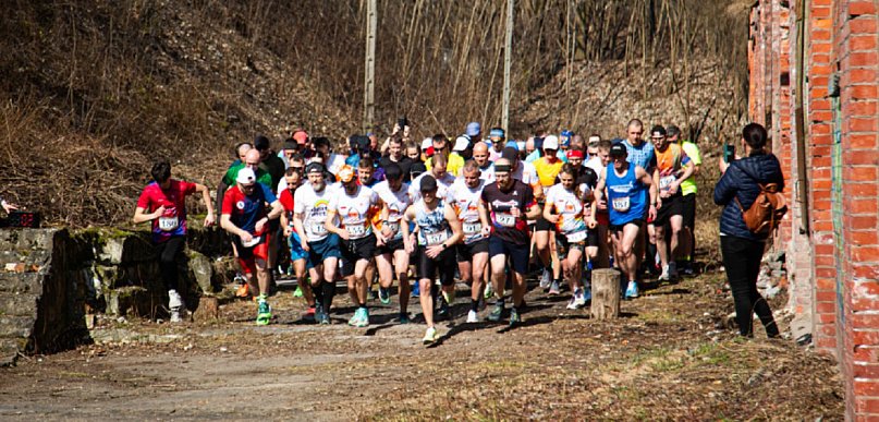 Pobiegli w wielkiej konspiracji. Wszystko z myślą o generał Zawackiej [FOTO]
