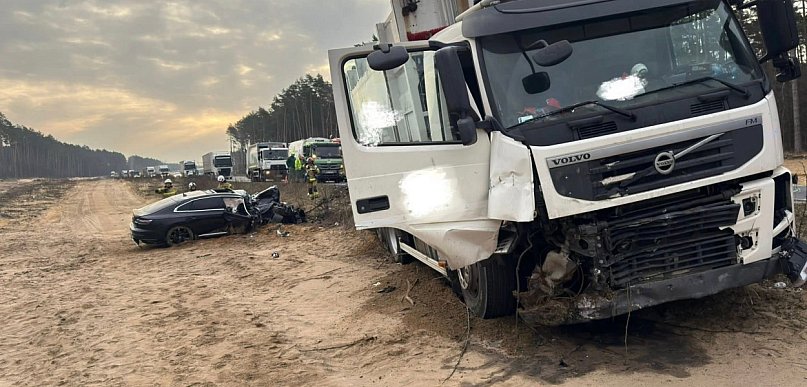 Koszmar na trasie Toruń-Bydgoszcz. Droga całkowicie zablokowana! [FOTO]
