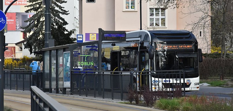 Zmiany na torach w Toruniu. Przystanki już w nowych miejscach