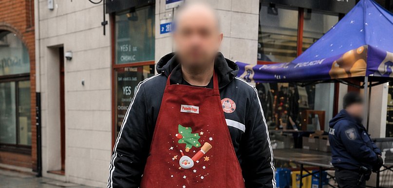 Najpierw "zakręcona frytka", a później GWAŁT? Piotrowi S. z Torunia grozi 30 lat w