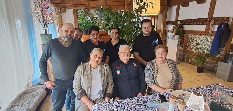 Wałęsa w restauracji w regionie! Wiemy, co jadł