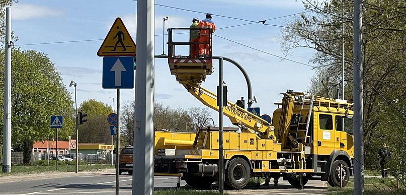 Chaos na torach. Awaria sparaliżowała ruch tramwajów na kilka godzin [FOTO]