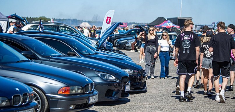 Ryk silników, pisk opon i mnóstwo miłośników BMW! Tak było w MotoParku