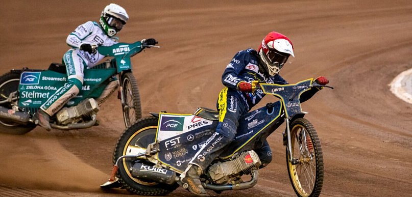 Toruńscy żużlowcy pokazali moc. Motoarena eksplodowała z radości [FOTO]
